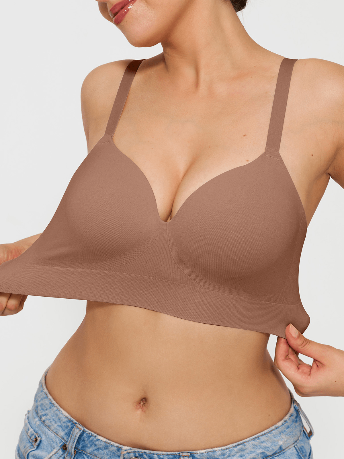 ContourLift™ Seamless Wireless Shaping Push Up Bra